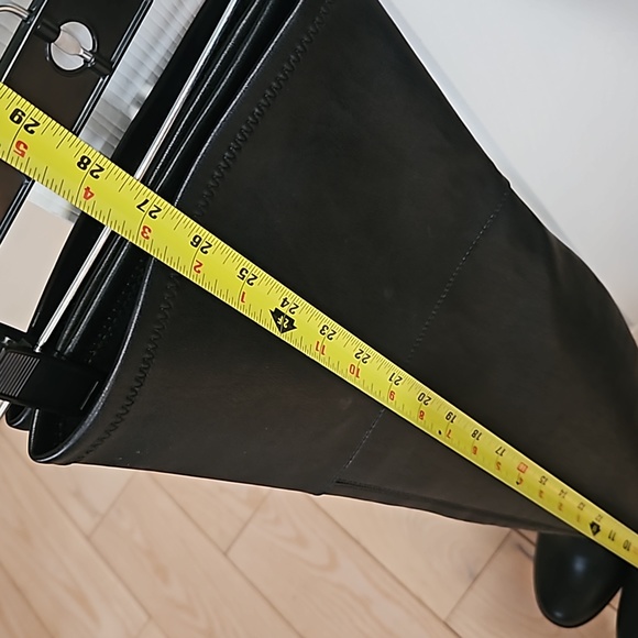 Guess Tailia Women Lug Platform Over the Knee Boot Black Size 6 M - Picture 14 of 14